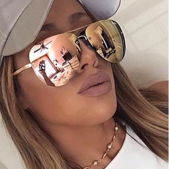 Quay Australia Accessories - Quay Muse gold mirrored oversized aviator sunglasses